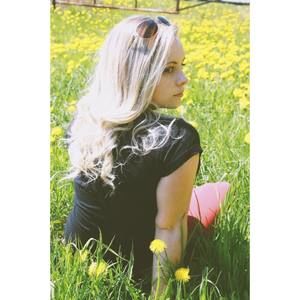 Meet your Posher, Brittany